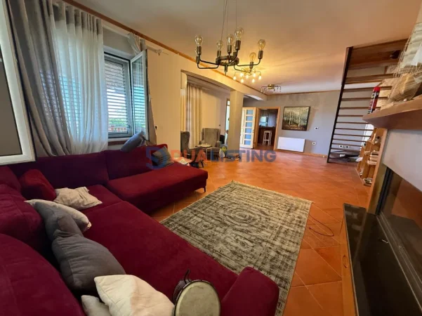 Tirane, jepet me qera Vile Vile 2 Katshe , 250 m² 2.900 € 