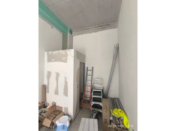Qera, Ambient Biznesi, Kompleksi Ndregjoni, Jordan Misja 0696069906