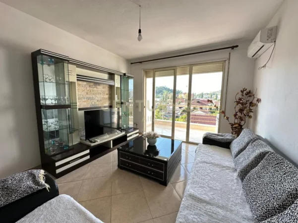 Tirane, jepet me qera apartament 3+1 Kati 2, 139 m² 500 € (ne Misto Mame)