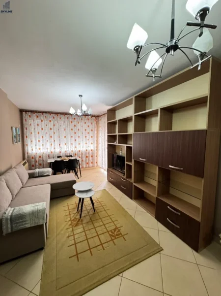 Tirane, jepet me qera apartament 1+1 Kati 3, 450 € (Astir)