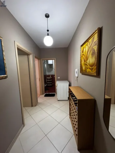 Tirane, jepet me qera apartament 1+1 Kati 3, 450 € (Astir)