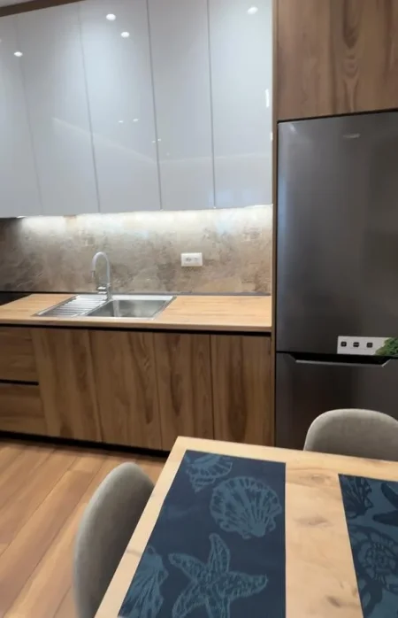 Tirane, shitet apartament Kati 3, 34 m² 120.000 € (Rruga Hoxha Tahsim)