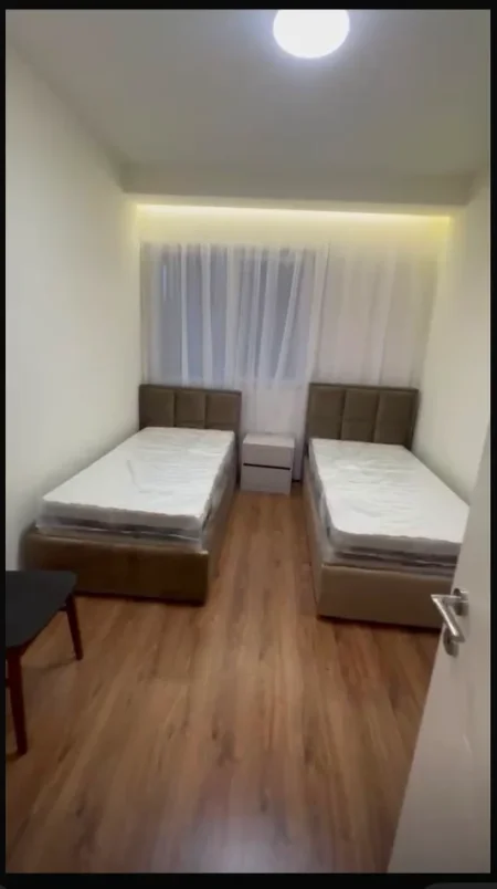 Tirane, jepet me qera apartament 2+1 Kati 6, 114 m² 1.000 € 