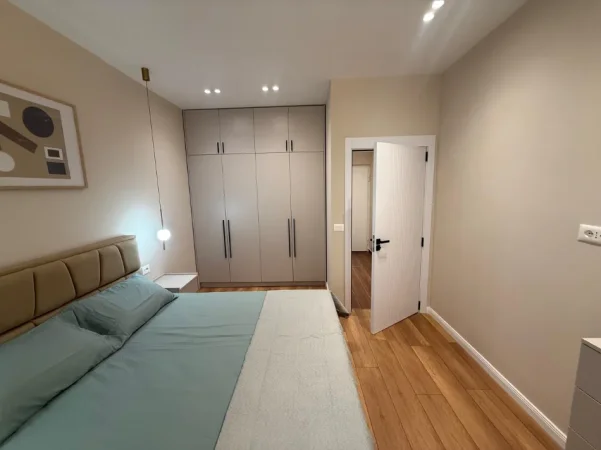 Tirane, shitet apartament 1+1 Kati 3, 51 m² 163.000 € (Rruga Hoxha Tahsim)