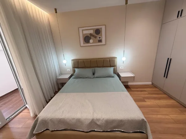 Tirane, shitet apartament 1+1 Kati 3, 51 m² 163.000 € (Rruga Hoxha Tahsim)