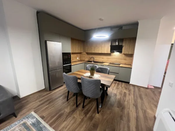 Tirane, jepet me qera apartament 2+1+Aneks+Ballkon Kati 5, 120 m² 1.200 € 