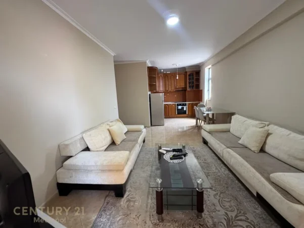 Tirane, jepet me qera apartament 1+1 Kati 5, 60 m² 500 € (ne zonen e Spitalit te pediatrise ne QSUT)