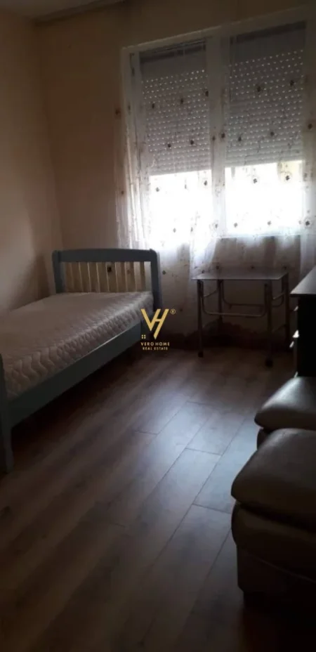 Tirane, shitet apartament 2+1+Ballkon Kati 4, 57 m² 100.000 € (ALLIAS)