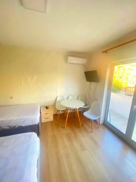 Tirane, jepet me qera garsonier , 40 m² 440 € (21 dhjetori)
