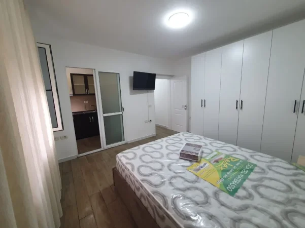 Tirane, jepet me qera apartament 1+1 Kati 1, 60 m² 450 € (Astir)
