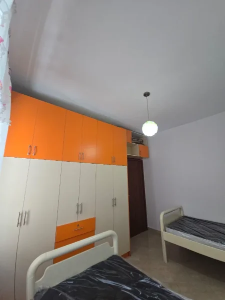🏡 Jepet me Qira Apartament 2+1 ne Yzberisht tek Nela 6,   450 mije lekee