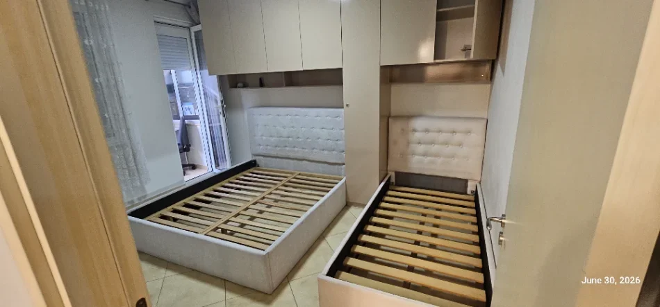 Tirane, jepet me qera apartament 1+1 Kati 3, 65 m² 400 € (Fondacioni eleonore)