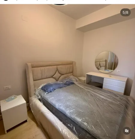Durres, jepet me qera apartament 2+1 Kati 2, 90 m² 700 € (Rruga peti)