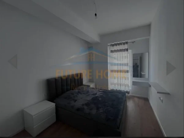 Tirane, jepet me qera apartament 1+1 Kati 5, 53 m² 450 € (ali demi)