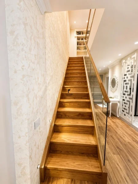 Tirane, jepet me qera apartament duplex 2+1 Kati 4, 180 m² 2.500 € (RRUGA E KAVAJES)