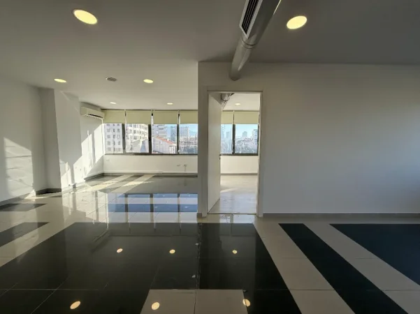 Tirane, shes zyre Kati 4, 275 m² (zogu i zi)