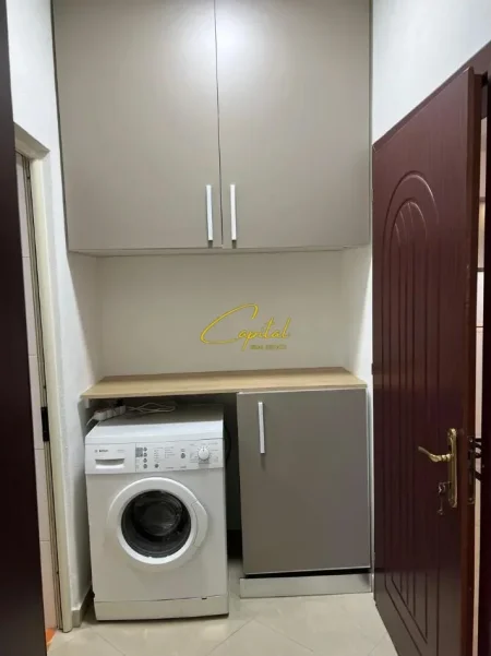 Tirane, jepet me qera apartament 1+1 Kati 5, 75 m² 400 € (ASTIR)