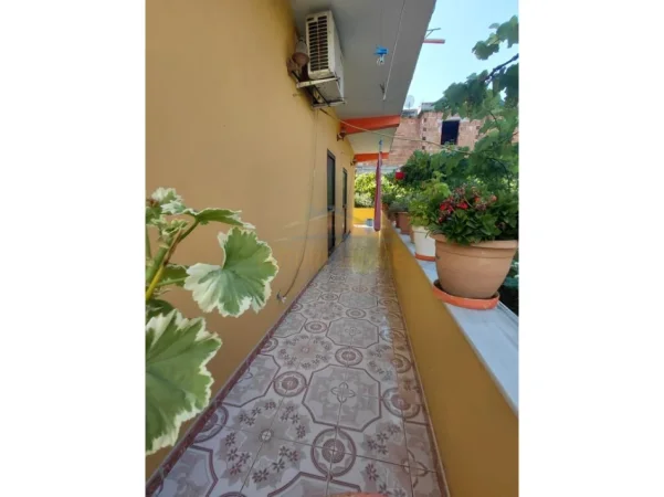 Qira , Apartament 3+1 ,Plazh Iliria , Durrës 0696069906