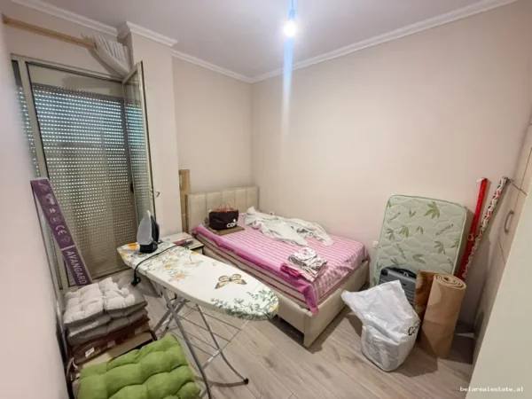 Tirane, jepet me qera apartament 1+1+Ballkon Kati 6, 86 m² 625 € (4 Deshmoret)