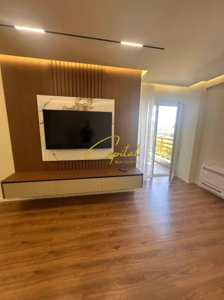 Tirane, jepet me qera apartament 2+1 Kati 6, 115 m² 1.000 € (LAPRAKE)