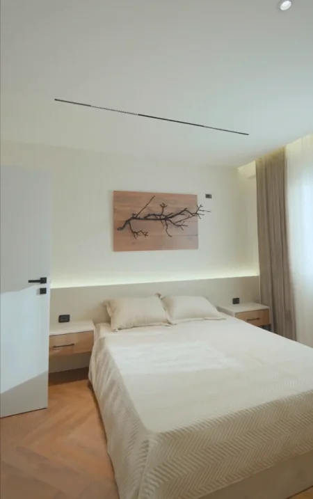 Tirane, shitet apartament 2+1 Kati 7, 101 m² 240.000 € (PALLATI ME SHIGJETA)