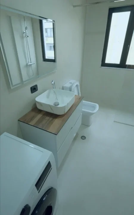 Tirane, shitet apartament 2+1 Kati 7, 101 m² 240.000 € (PALLATI ME SHIGJETA)