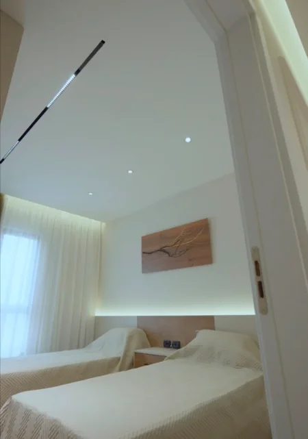 Tirane, shitet apartament 2+1 Kati 7, 101 m² 240.000 € (PALLATI ME SHIGJETA)
