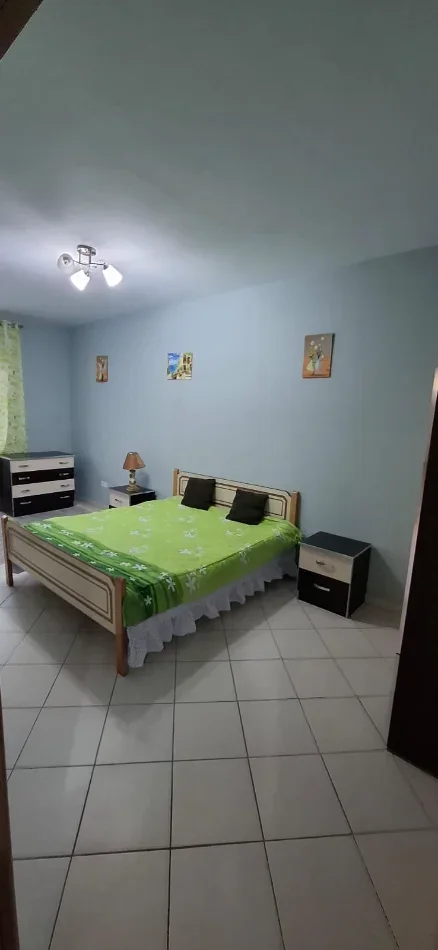 Tirane, jepet me qera apartament 2+1+Ballkon Kati 3, 106 m² 500 € (Rruga loni ligori Astir)