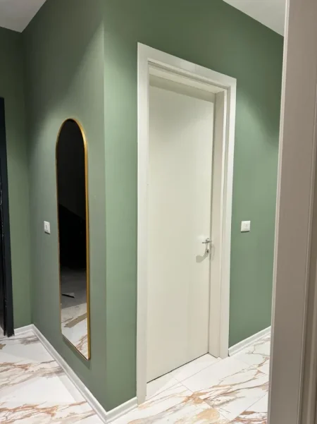 Tirane, jepet me qera apartament 2+1+Ballkon Kati 3, 100 m² 850 € (Trio Tower Residence)