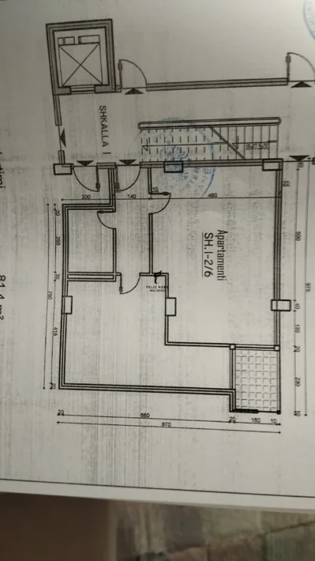 Tirane, jepet me qera apartament 1+1 Kati 2, 80 m² 550 € (PORCELAN)