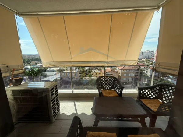 Tirane, jepet me qera apartament 2+1+Ballkon Kati 6, 100 m² 750 € (Fusha e Aviacionit)