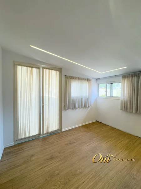 Tirane, shitet apartament 2+1 Kati 5, 93 m² 140.000 € (PRANE PASTICERI MELISA)