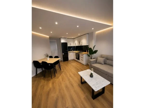 Shitet,Duplex 1+1+2,Liqeni i Thate 0696069906