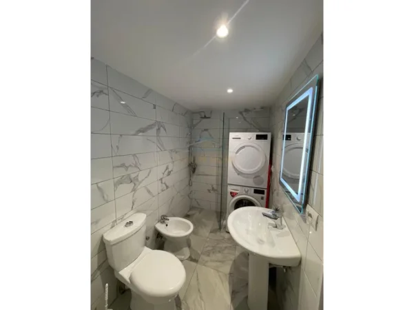 Shitet,Duplex 1+1+2,Liqeni i Thate 0696069906