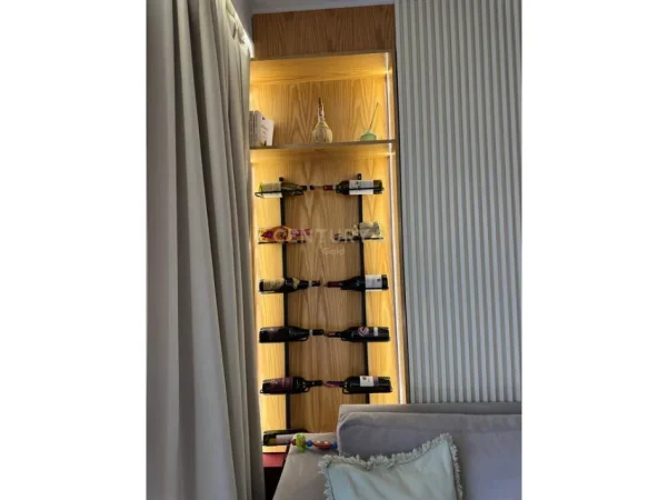 Tirane, jepet me qera apartament 1+1+Ballkon Kati 1, 75 m² 1.000 € (rruga e barrikadave)