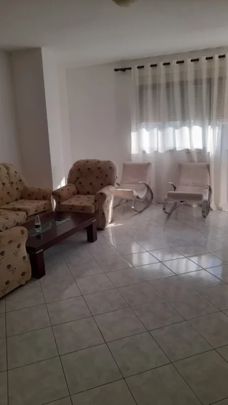 Tirane, jepet me qera apartament 1+1 Kati 4, 83 m² 500 € (Ministry for Europe and Foreign Affairs)