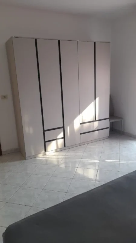Tirane, jepet me qera apartament 1+1 Kati 4, 83 m² 500 € (Ministry for Europe and Foreign Affairs)