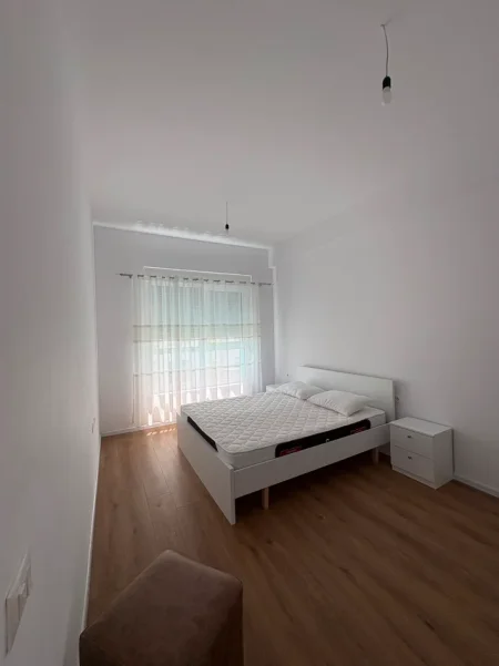 Tirane, jepet me qera apartament 1+1+Ballkon Kati 5, 65 m² 400 € (Kompleksi Kaimi Ali Dem)