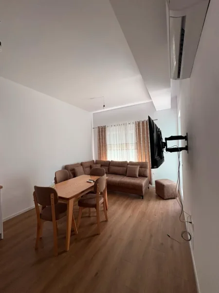 Tirane, jepet me qera apartament 1+1+Ballkon Kati 5, 65 m² 400 € (Kompleksi Kaimi Ali Dem)