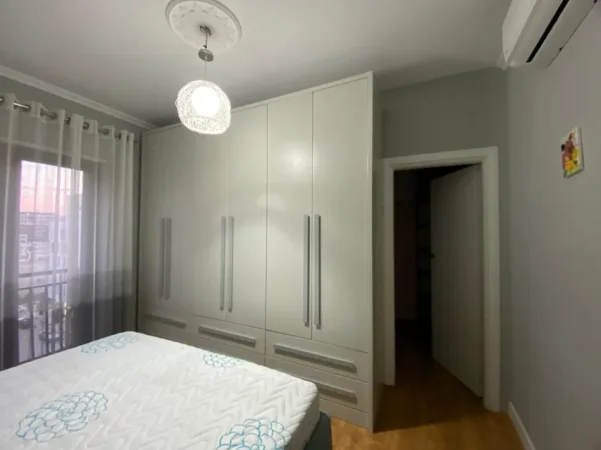 Tirane, jepet me qera apartament 3+1+Ballkon Kati 5, 113 m² 850 € (Green City Ish Fusha e Aviacionit)