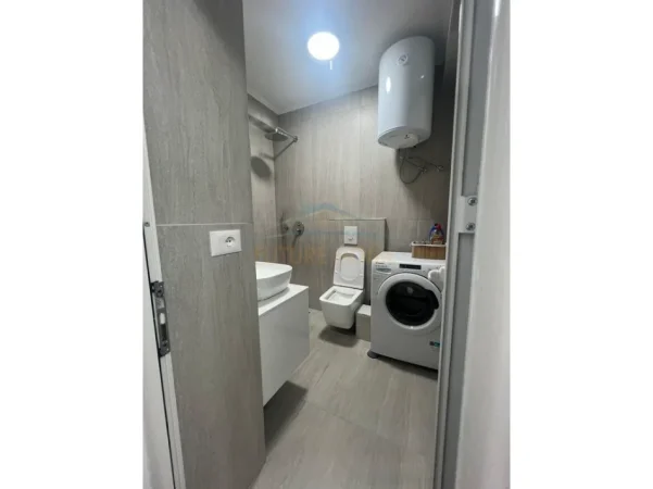 Tirane, jepet me qera apartament 1+1 Kati 6, 55 m² 600 € (Don Bosko)