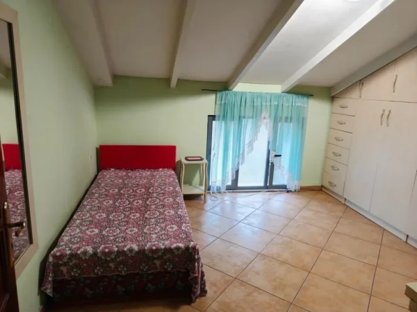 Tirane, jepet me qera apartament 2+1 Kati 3, 84 m² 400 € (Universiteti Zonja e Keshillit te Mire)