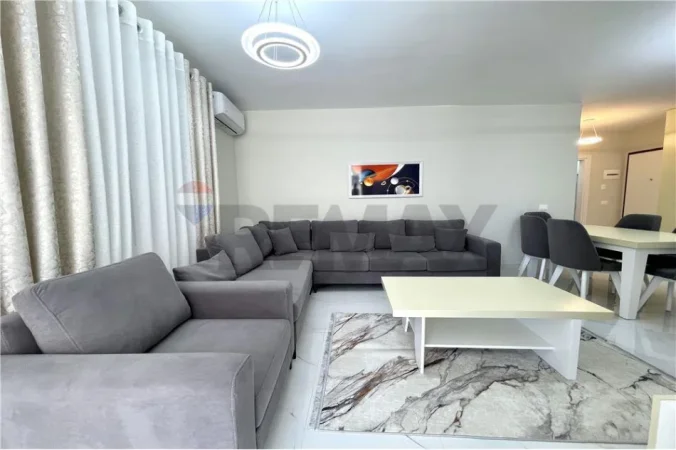 Tirane, jepet me qera apartament 2+1+Ballkon Kati 6, 110 m² 750 € (Mine peze)