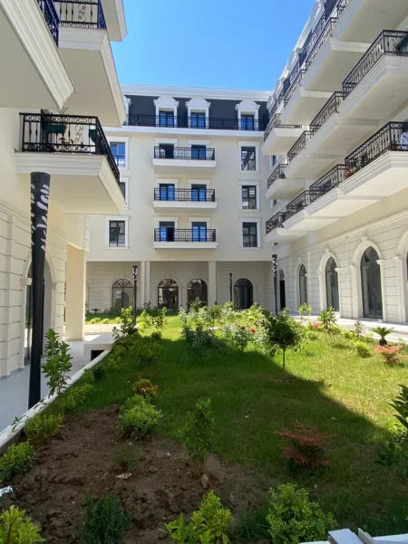 Tirane, shitet apartament 2+1+Aneks+Ballkon Kati 3, 108 m² 195.000 € (sauk)