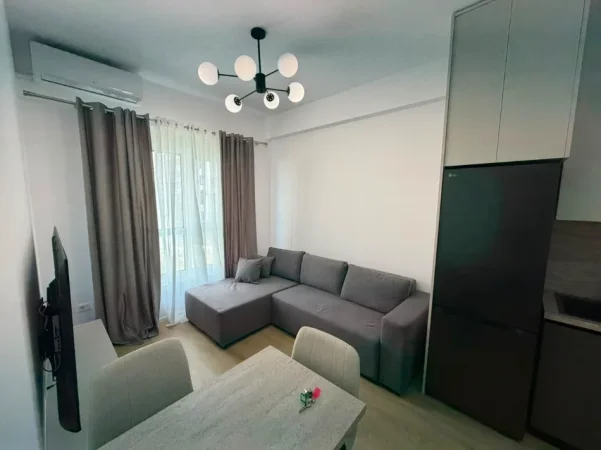Tirane, jepet me qera apartament 1+1 Kati 6, 60 m² (Ali Demi)