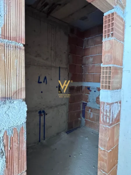 Tirane, shitet apartament 1+1+Ballkon Kati 2, 56 m² 65.000 € (PASKUQAN)