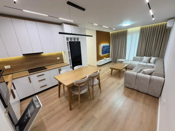 Tirane, jepet me qera apartament 2+1+Ballkon Kati 2, 110 m² (YZBERISHT)
