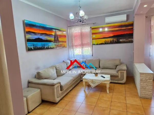 Tirane, jepet me qera apartament 2+1+Ballkon Kati 3, 100 m² 480 € (RRUGA ANDRONIQI ZENGO ANTONIU,ISH-FUSHA AVIACIONIT)