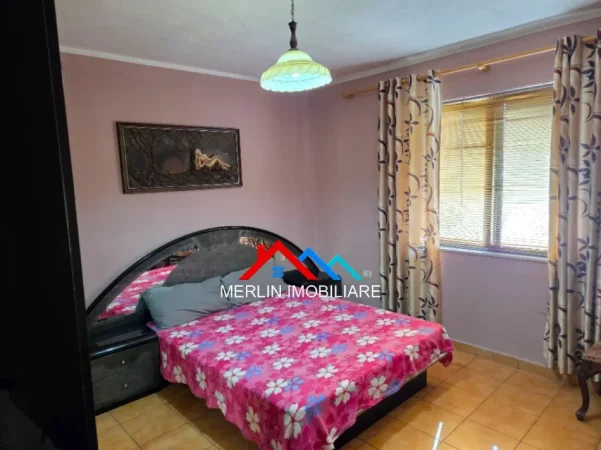 Tirane, jepet me qera apartament 2+1+Ballkon Kati 3, 100 m² 480 € (RRUGA ANDRONIQI ZENGO ANTONIU,ISH-FUSHA AVIACIONIT)