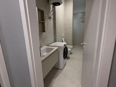 Tirane, jepet me qera apartament 1+1+Ballkon Kati 3, 53 m² 400 € (OXA)